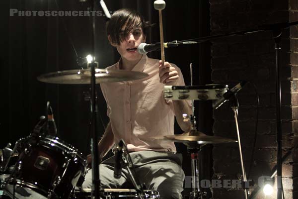 FANFARLO - 2010-01-21 - PARIS - La Maroquinerie - 